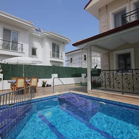 Villa Heyday *
